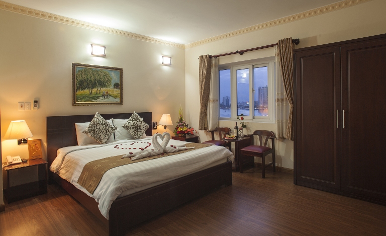 Phòng Deluxe Double - Khách sạn Trendy